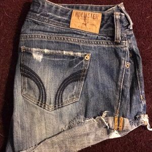 Hollister jean shorts!